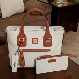 NWOT Dooney & Bourke White Morgan Bag & Pouch Set